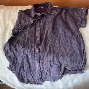 White Birch Woman’s Button up Shortsleeved top